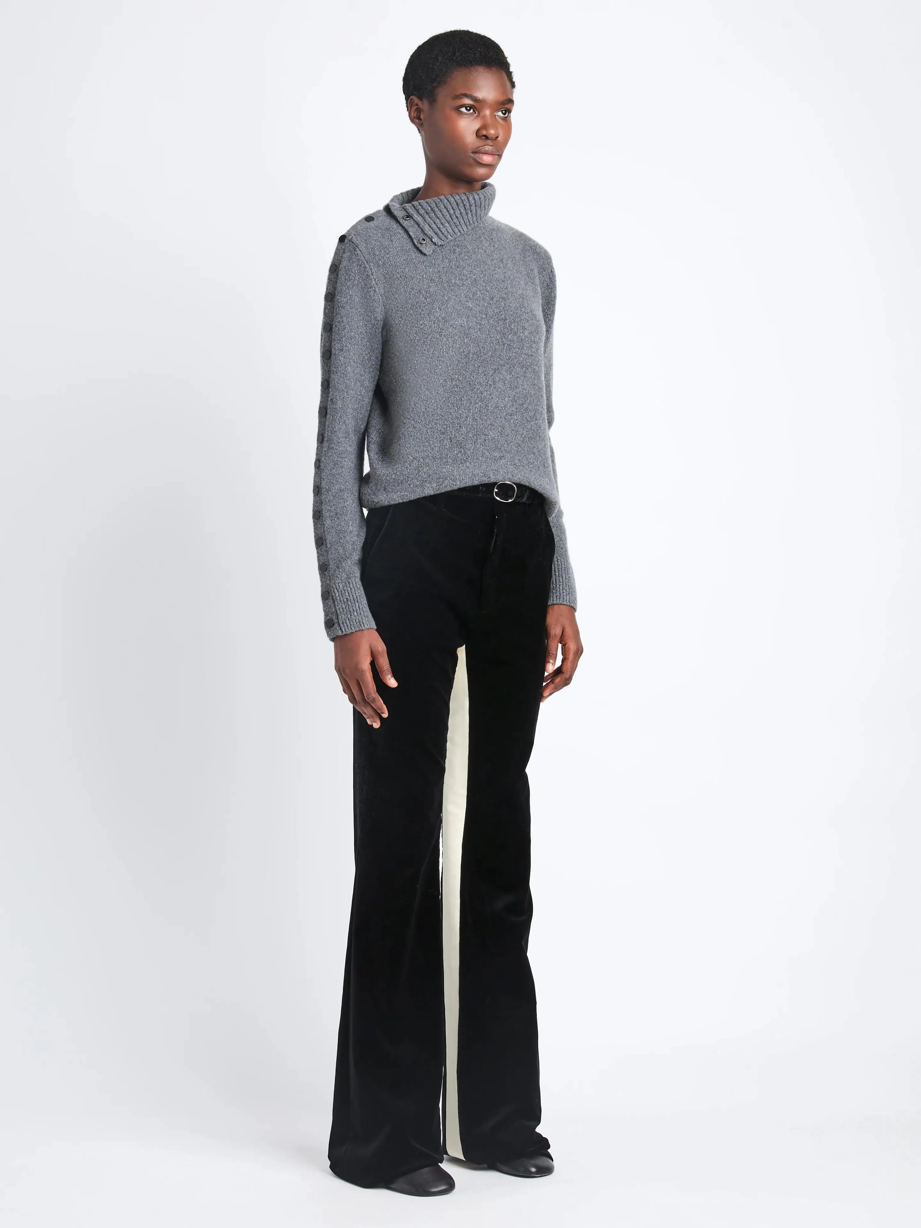 Camilla Sweater In Lofty Eco Cashmere in Grey