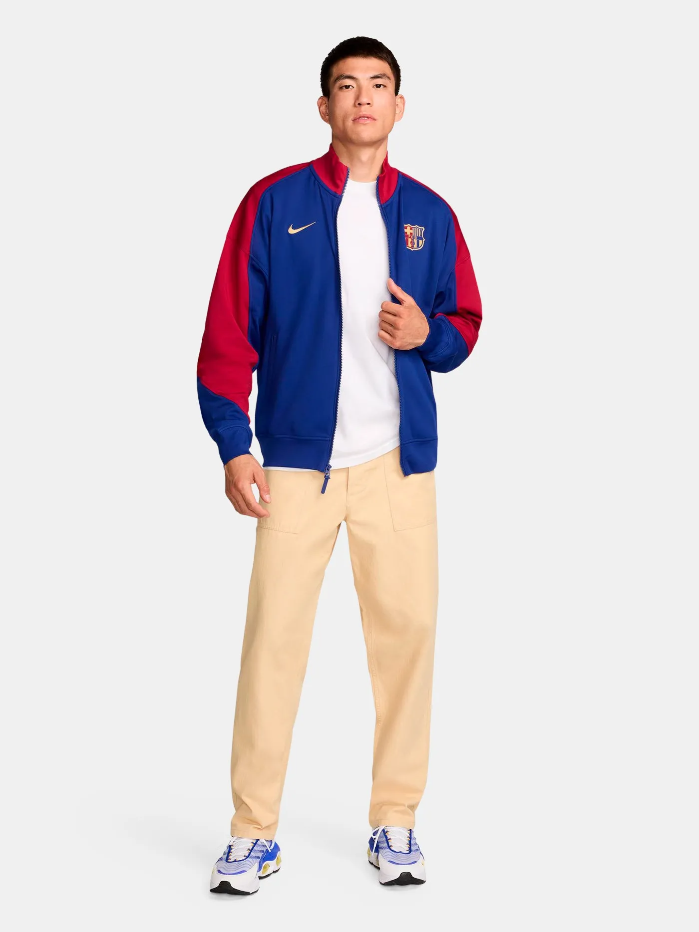 FC Barcelona Pre-Match home jacket 24/25