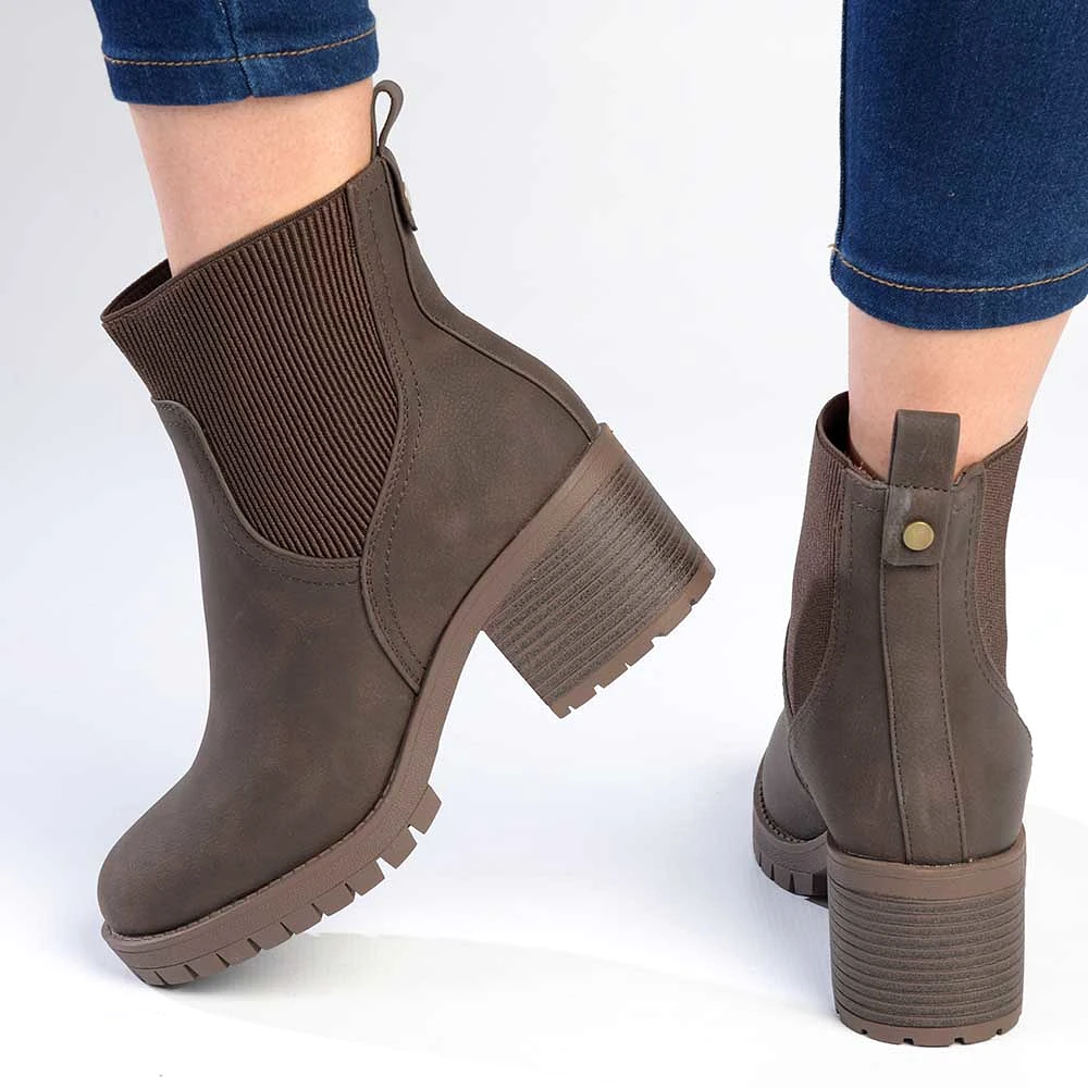 Madison Ella Chunky Ankle Boot - Chocolate