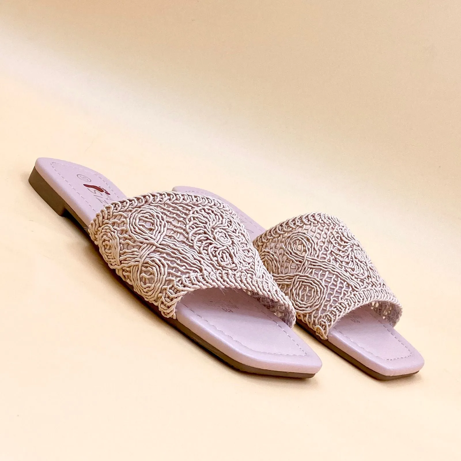 NEW , WOMEN SLIPPERS S7