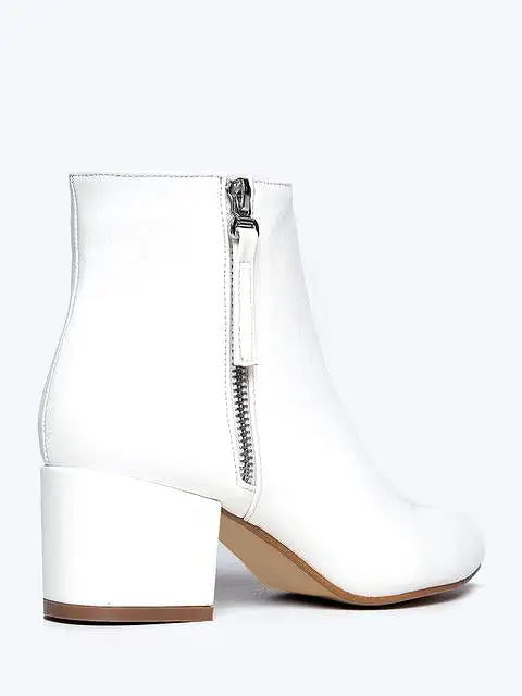 Pointed Toe Zip Ankle Boots