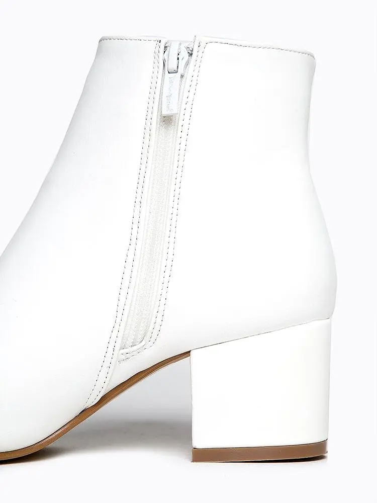 Pointed Toe Zip Ankle Boots