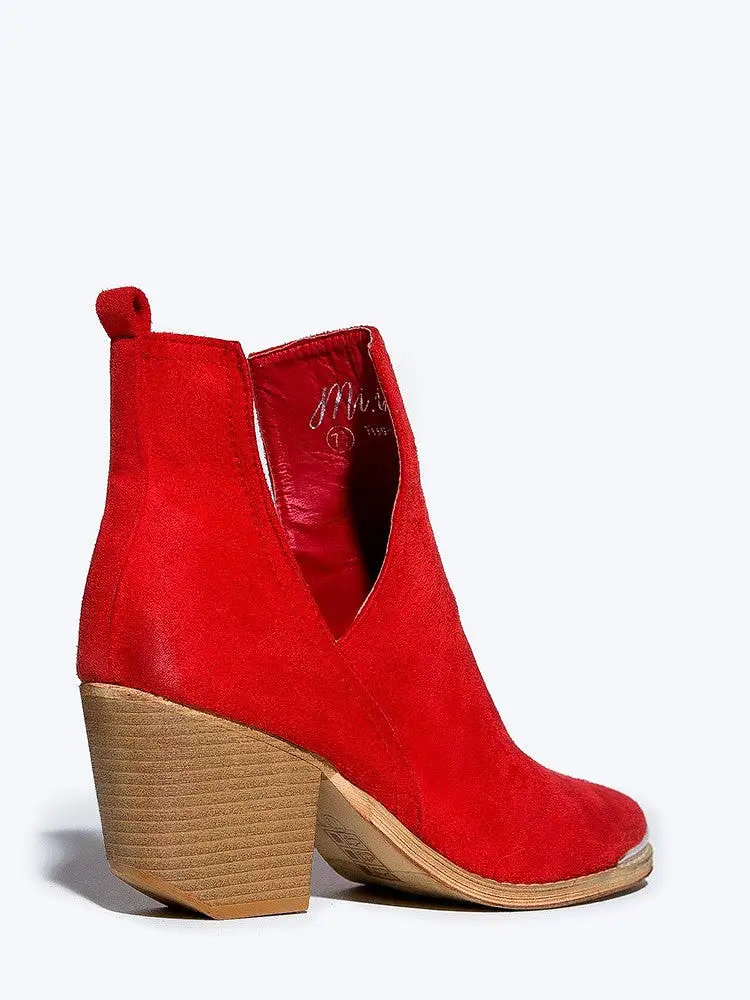 Side Cutout Metal Tip Ankle Boot