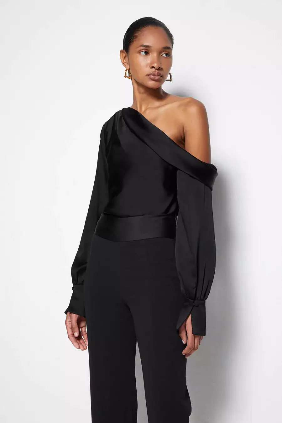 SIMKHAI Signature Alice Cold Shoulder Top